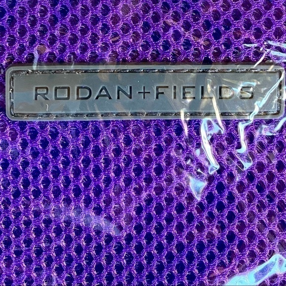 NEW R+f Backpack Drawstring purple Rodan + Fields in Original Packaging NWT - Picture 3 of 7